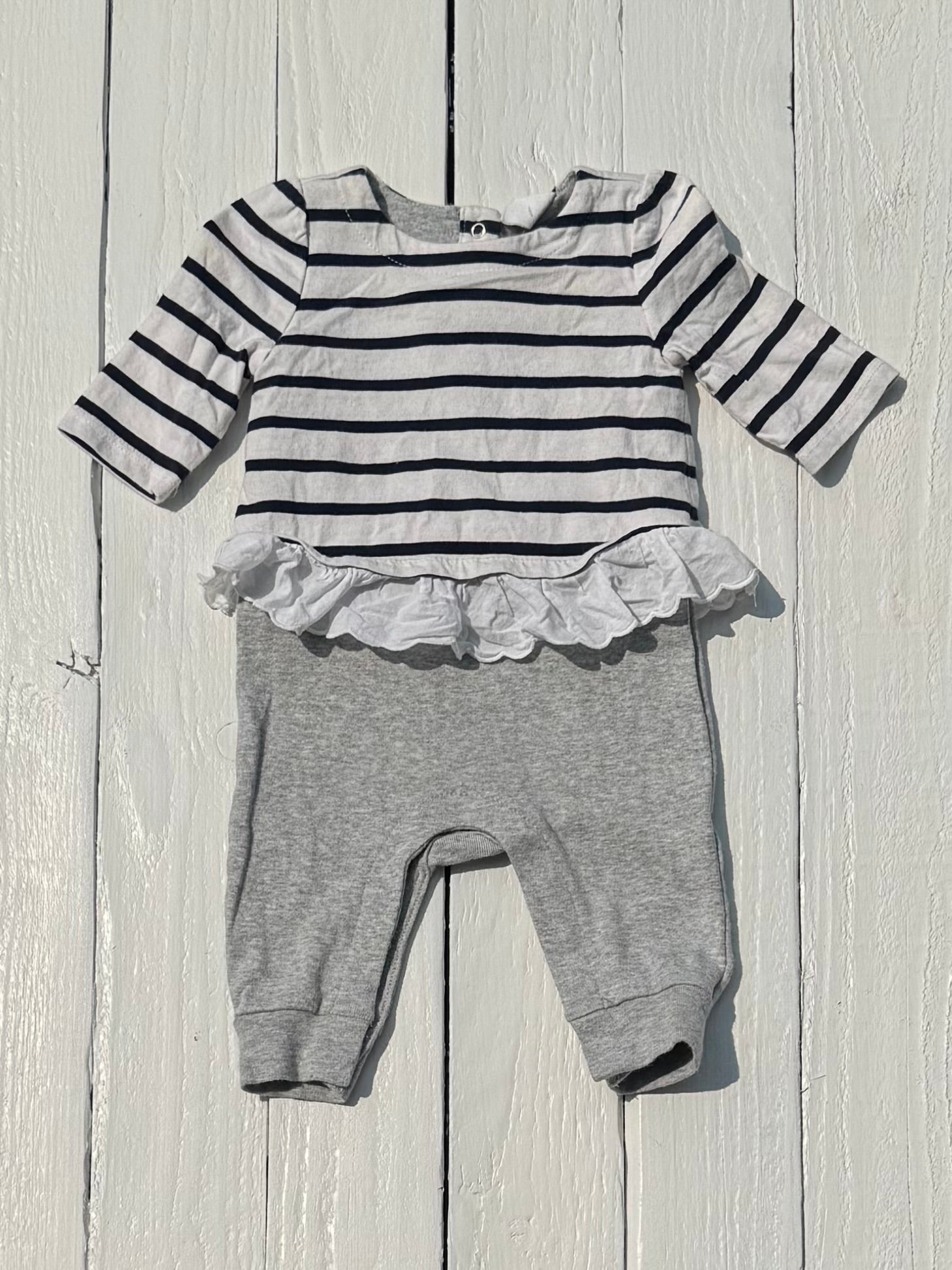 Baby Gap Outfit - 0-3M