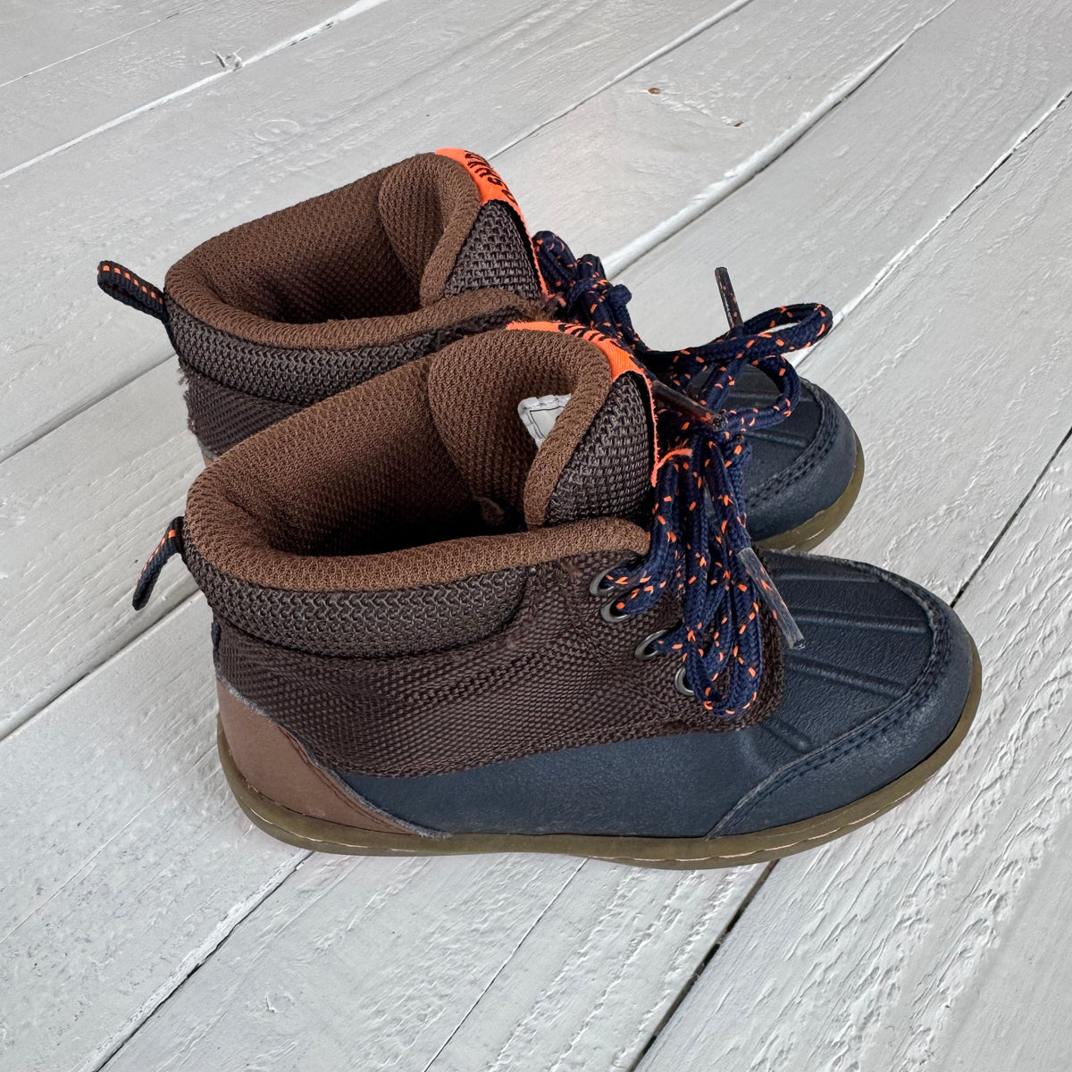 Osh Kosh Boots - 9