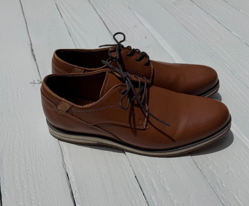 Restoration Shoes - 6 Men's