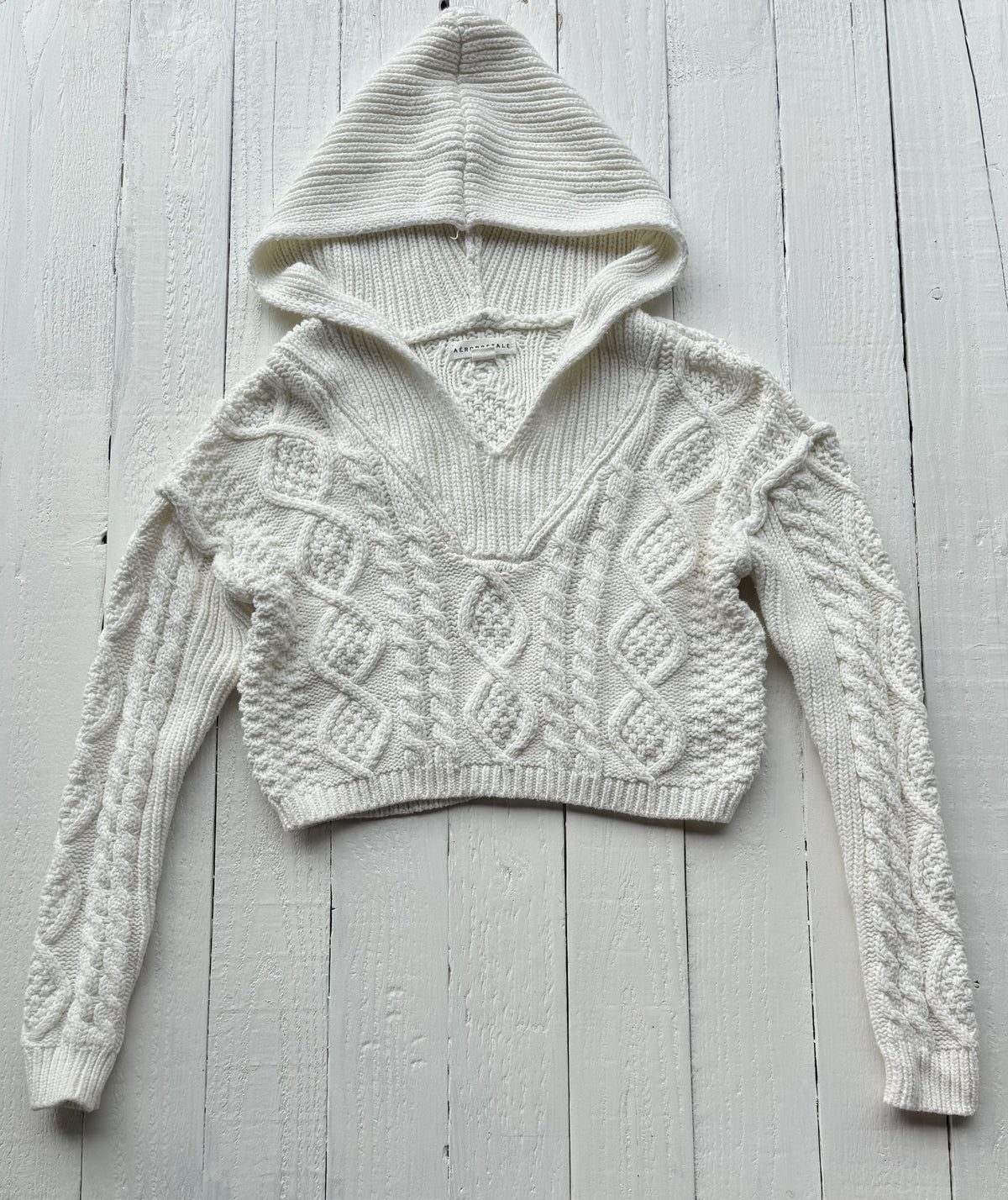 Aeropostale Sweater - L
