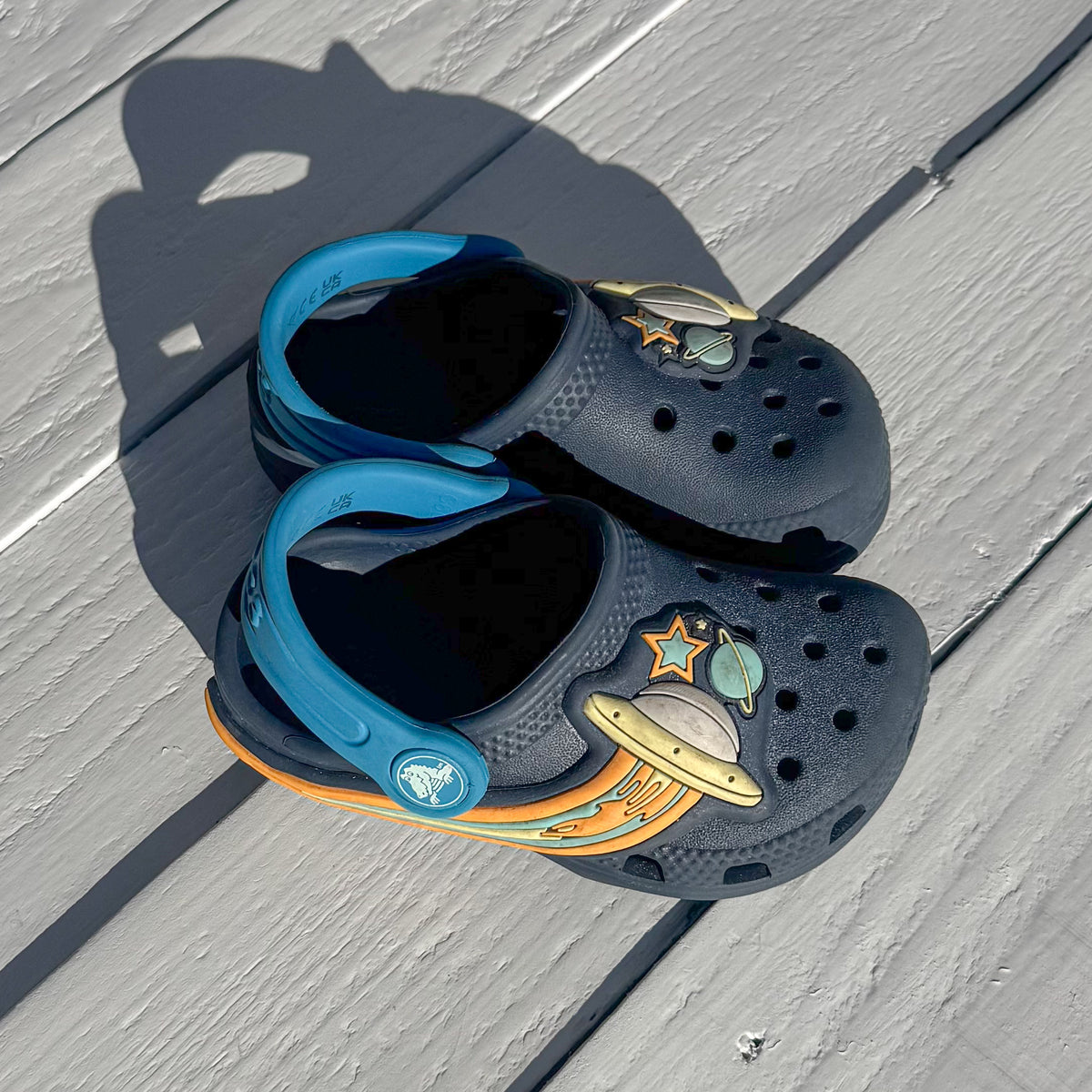 Crocs - 6