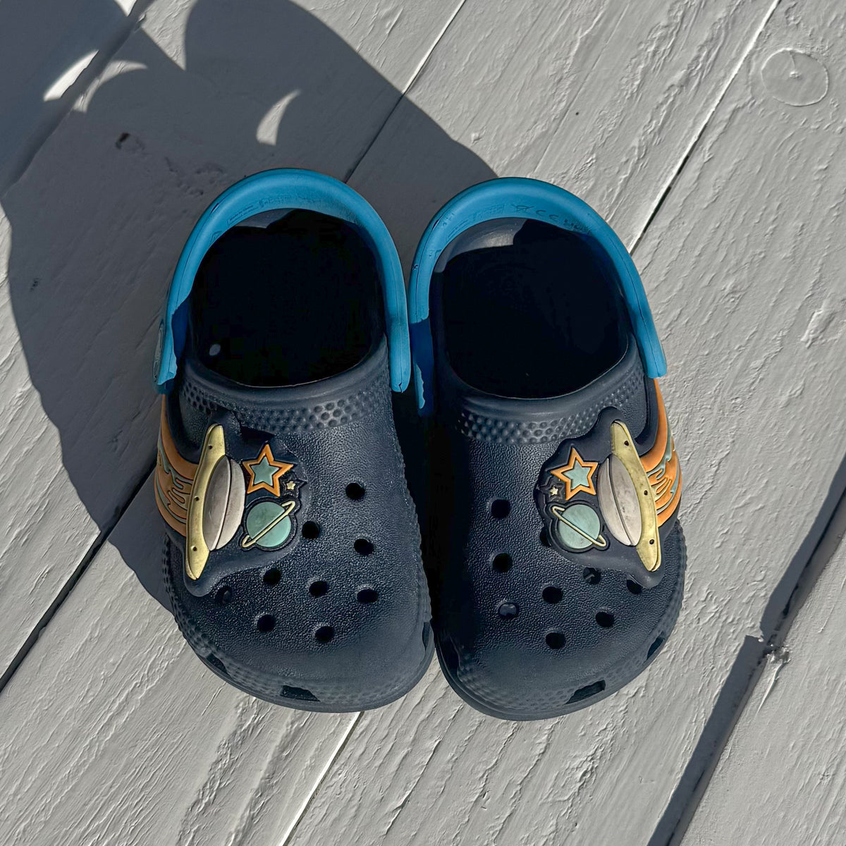 Crocs - 6