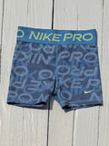 Nike Shorts - M (10-12)