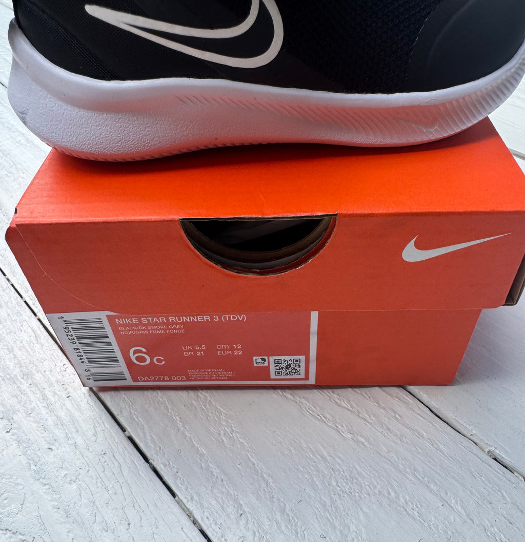 Nike Sneakers - 6