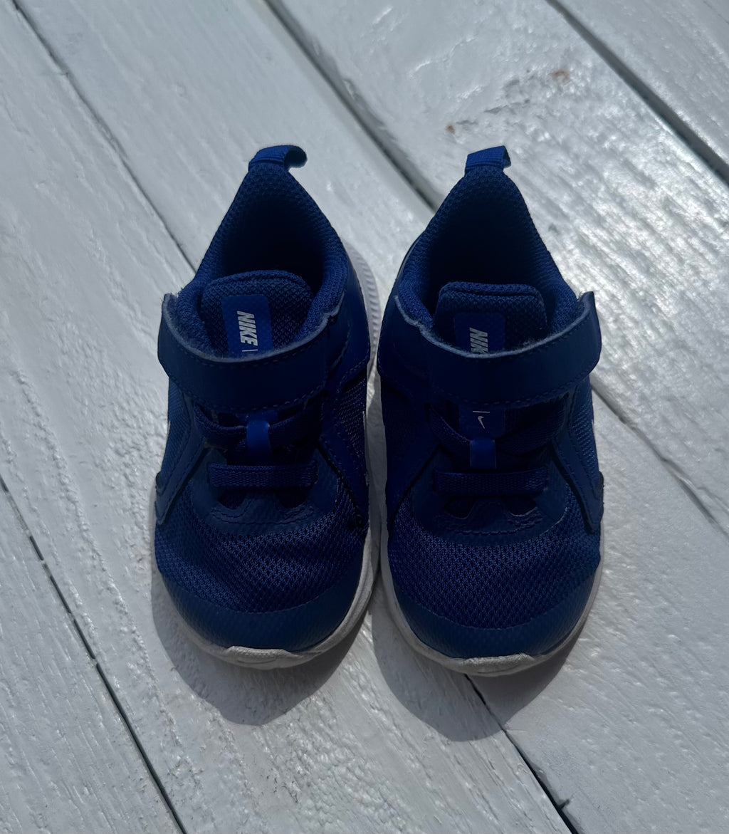 Nike Sneakers - 4