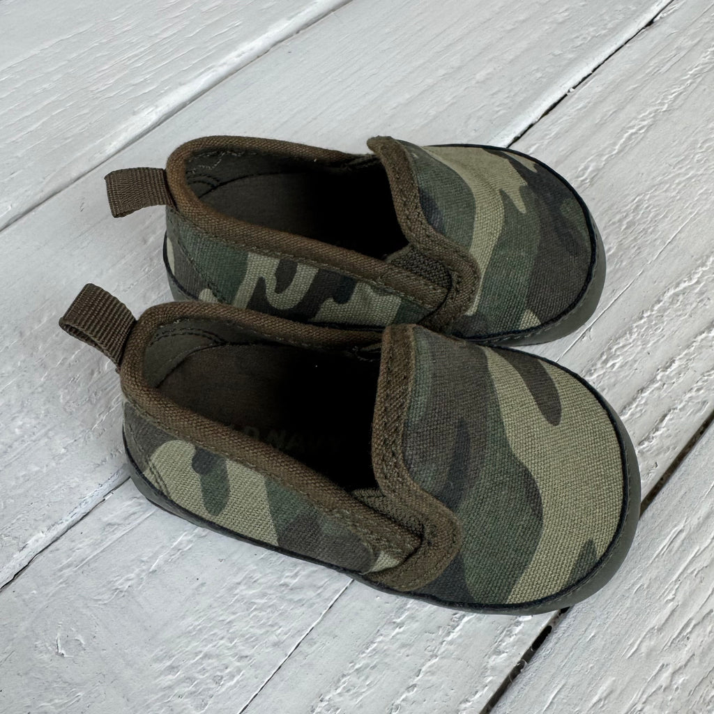 Old Navy Shoes - 3-6M