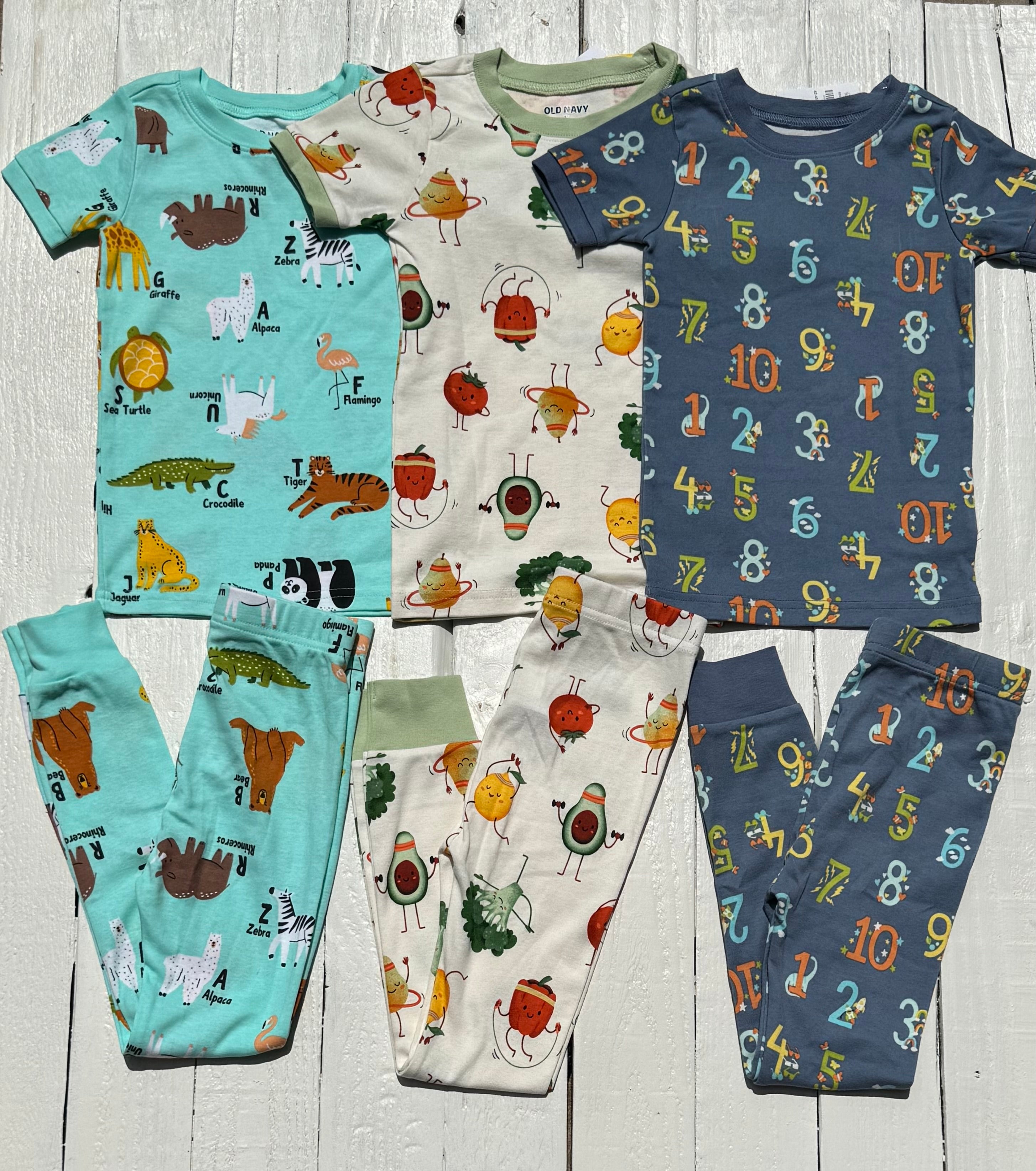 Old Navy Jammies (set of 3) - 5T