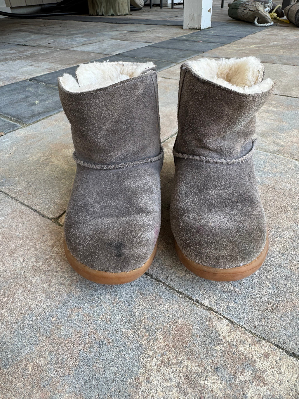 UGG Keelan Toddler Boots - 9 Toddler