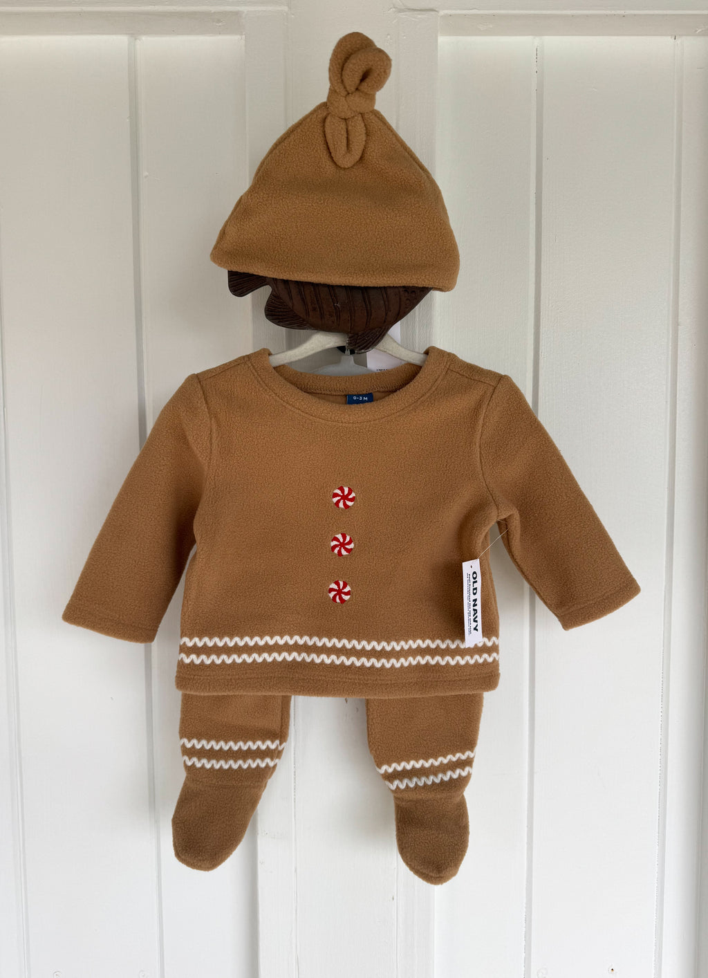 Old Navy 3 Piece Layette Set - 0-3M