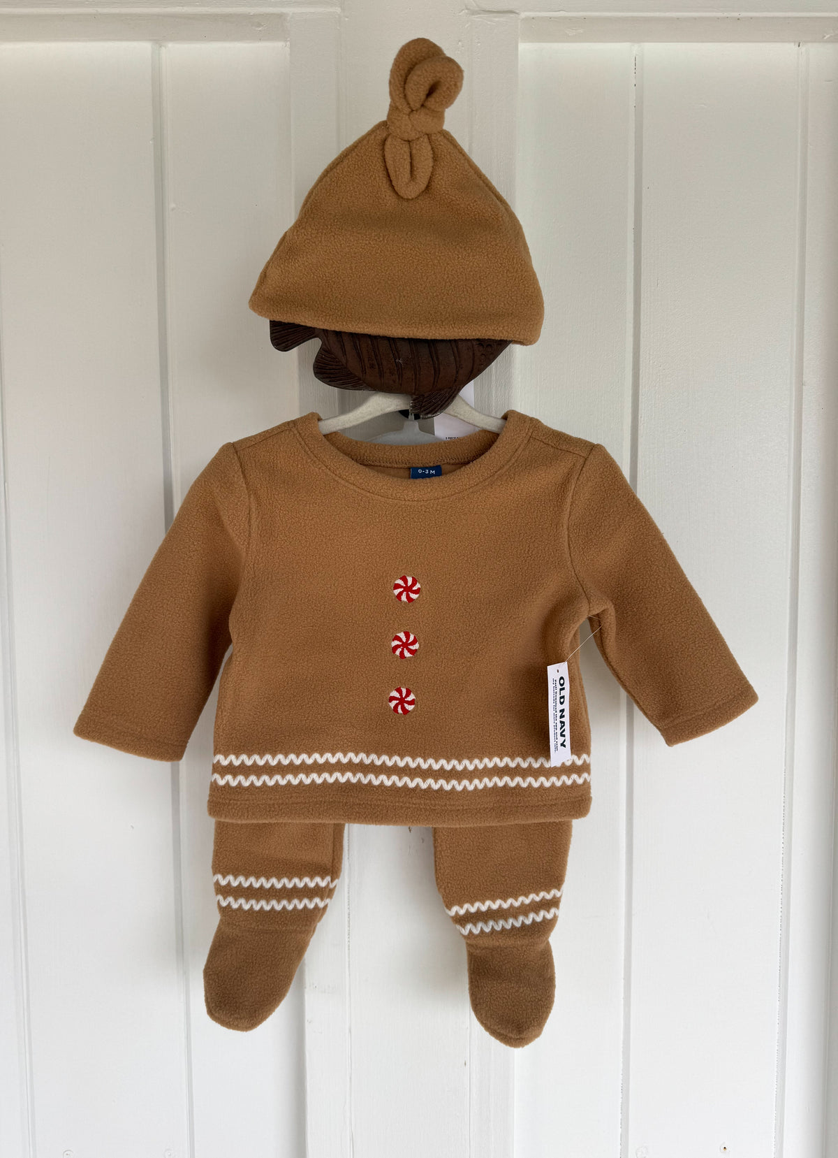 Old Navy 3 Piece Layette Set - 0-3M