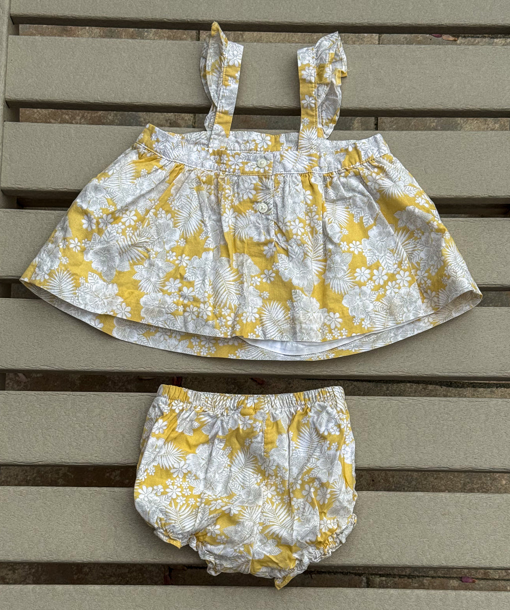 Janie and Jack Outfit - 3-6M