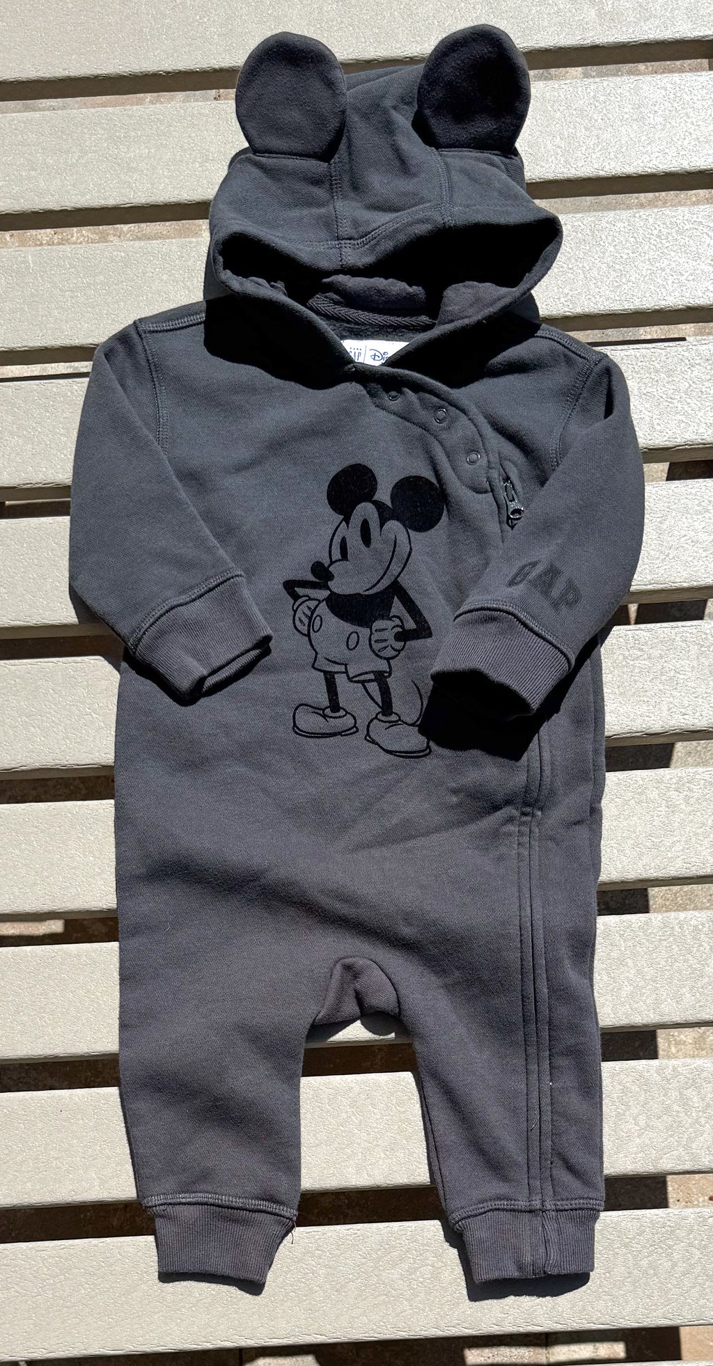 babyGap x Disney One Piece - 6-12M