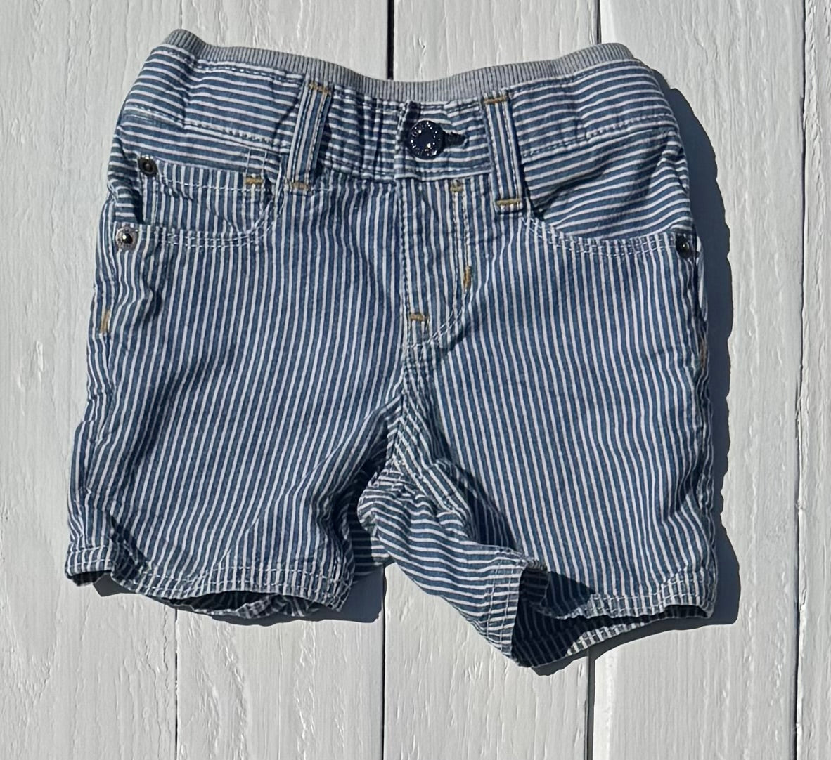 Gap Shorts - 12-18M