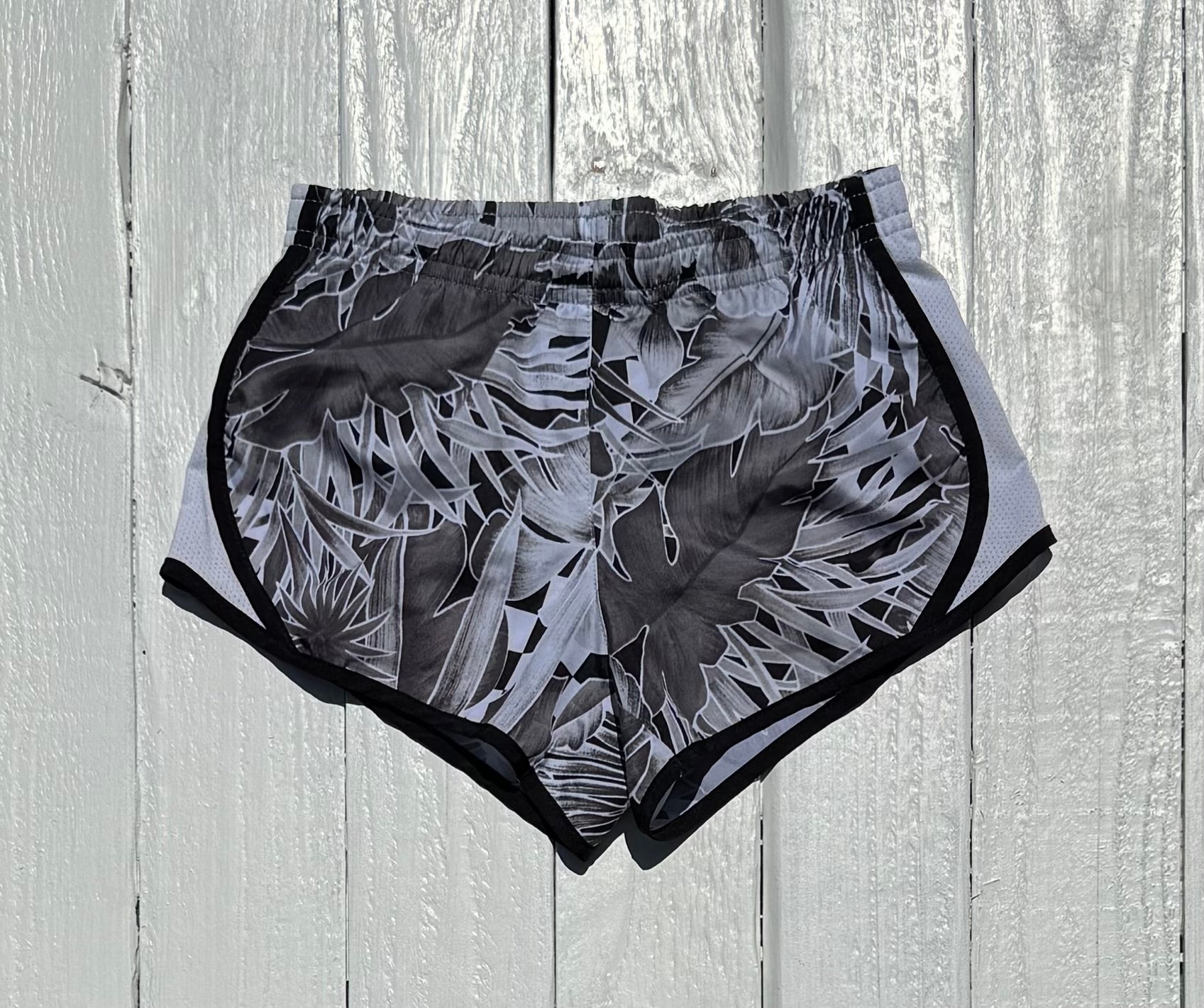 Nike Athletic Shorts - 6-7