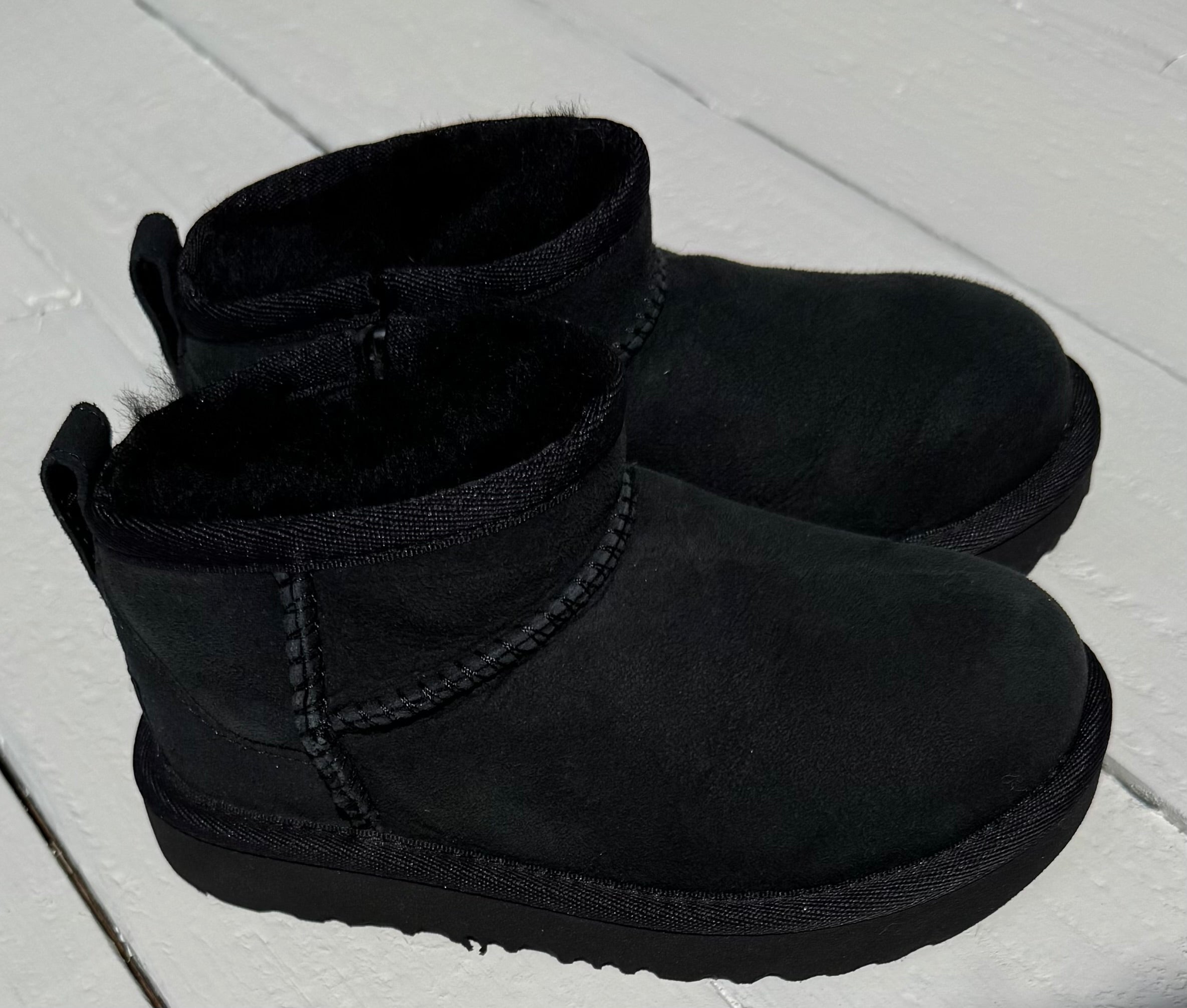 Uggs - 9