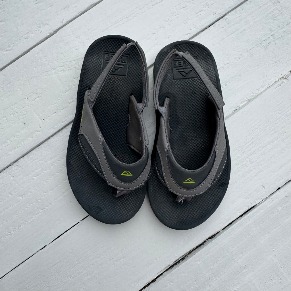 Reef Sandals - 7/8