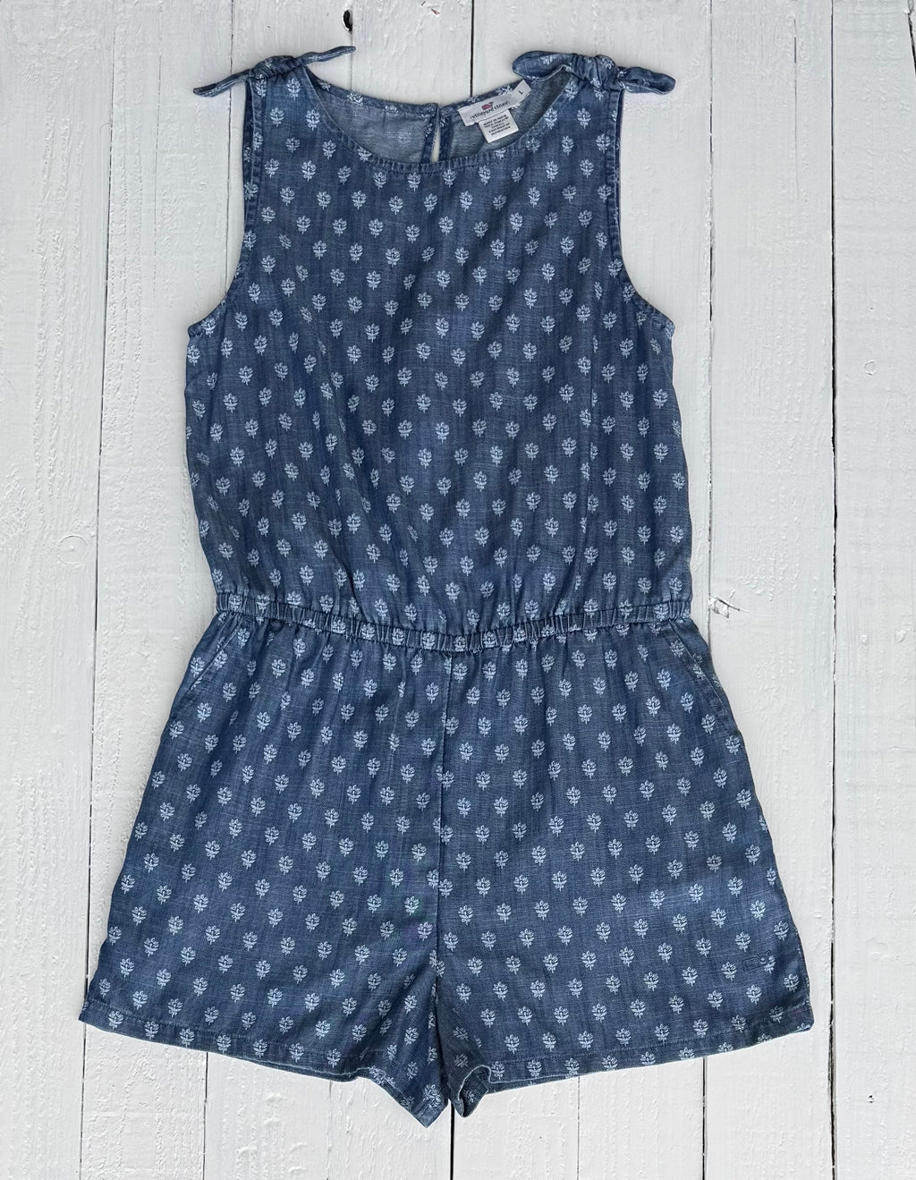Vineyard Vines Romper - L (16)