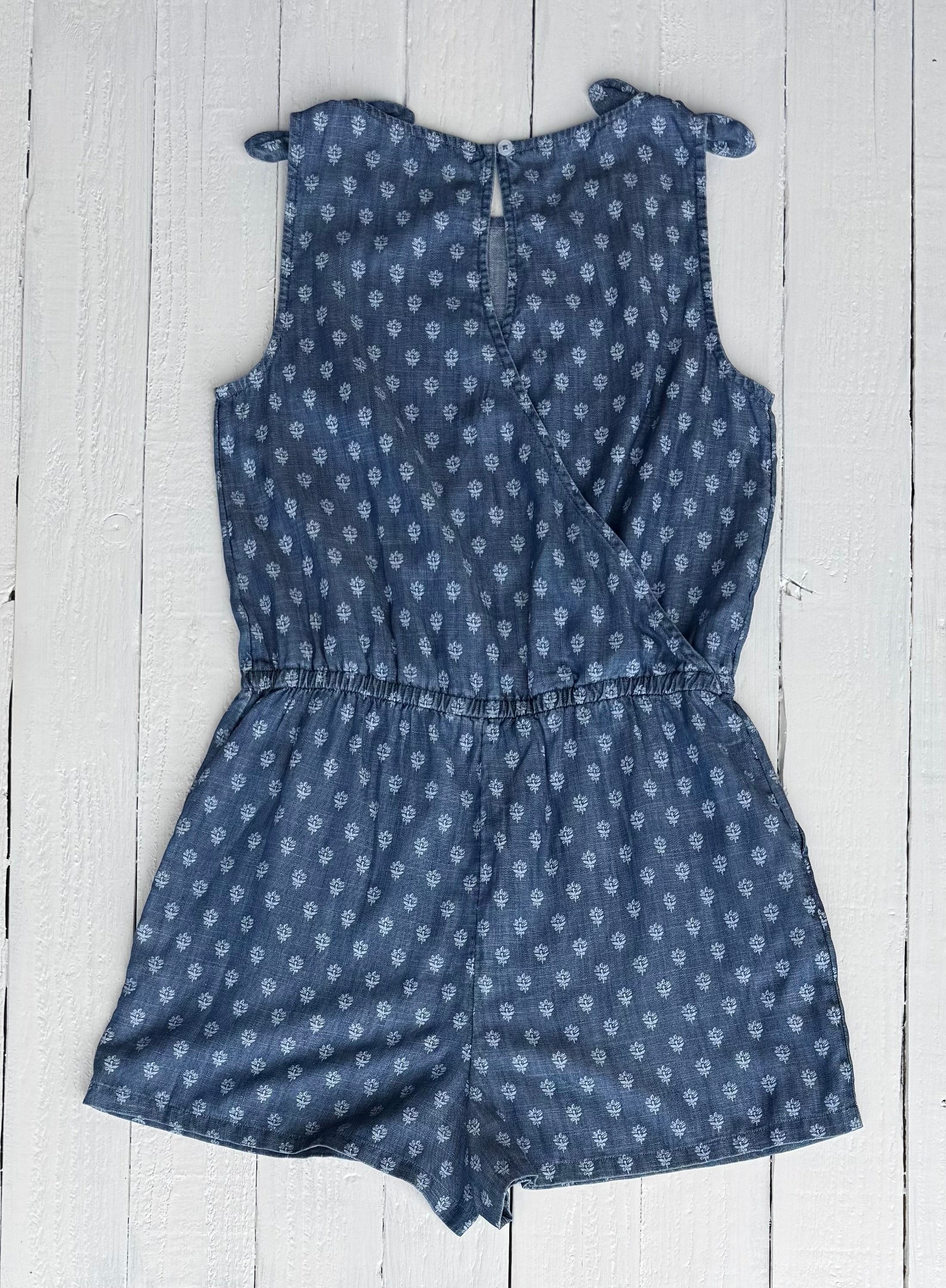 Vineyard Vines Romper - L (16)