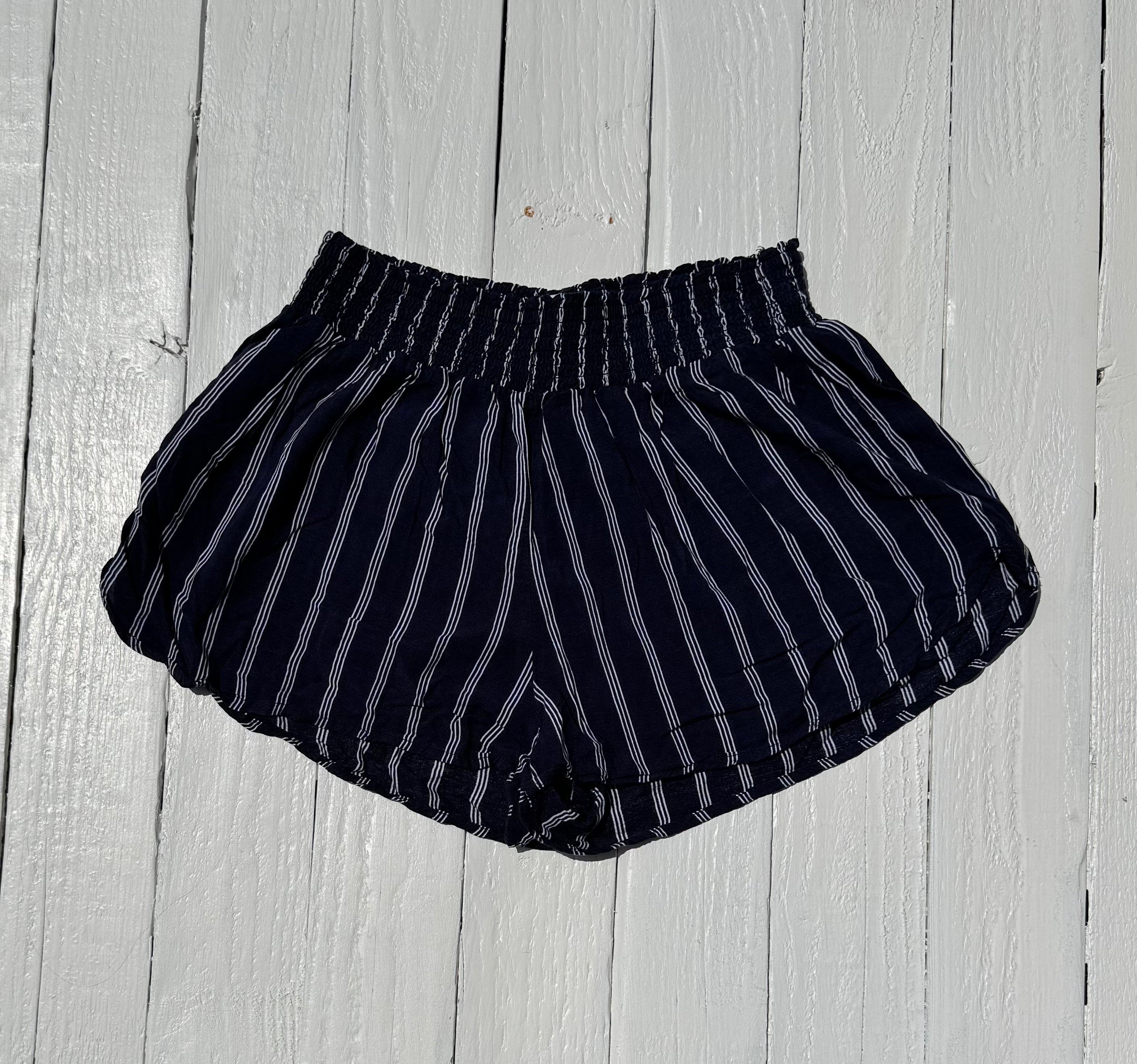 Hollister Shorts - M